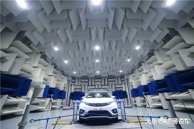 “颜质控”东南DX5,成都车展预售6.99万元起