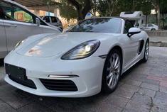 拿下:17年保时捷718 Boxster 白车红内，一手原漆，2000公里新车