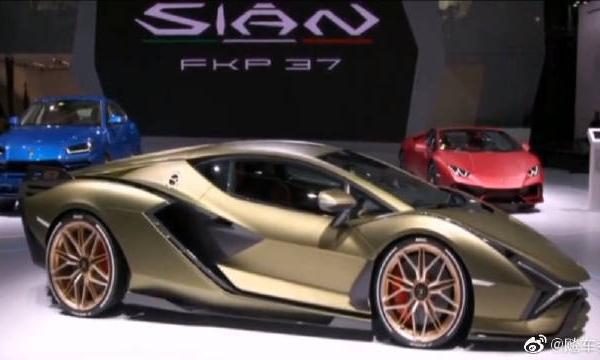 兰博基尼新型超级跑车，凌厉霸气的车身彰显着它的不凡啊！