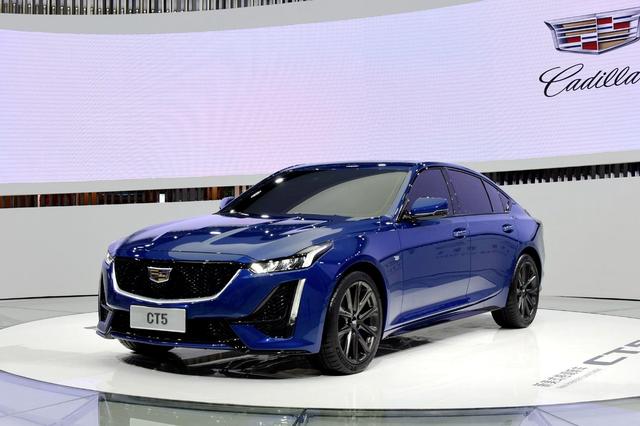 3分钟看车圈:油耗降至2.1L!国产全新奥迪A6L插混版曝光