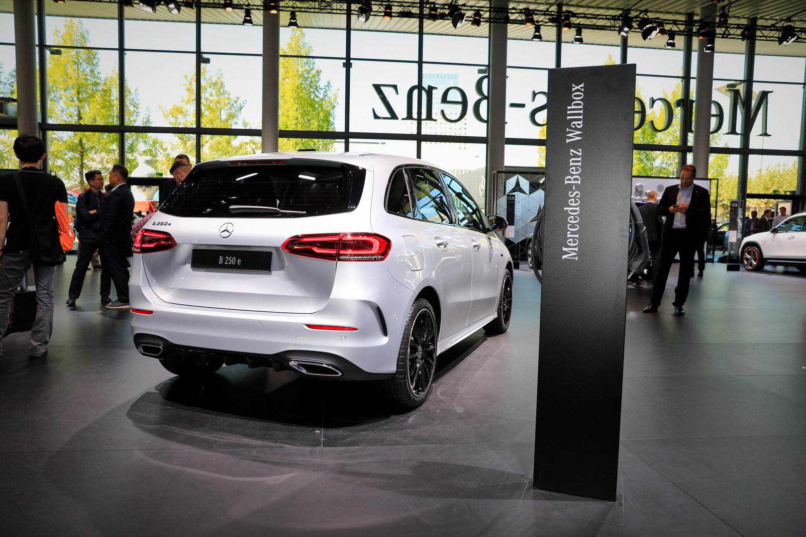 2019年法兰克福车展全新奔驰b250e实车
