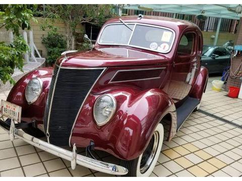 96年前的劳斯莱斯，搭载7.0L的发动机，启动方式很特别