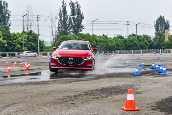 次世代MAZDA3昂克赛拉会是2019年最好的运动家庭车吗？