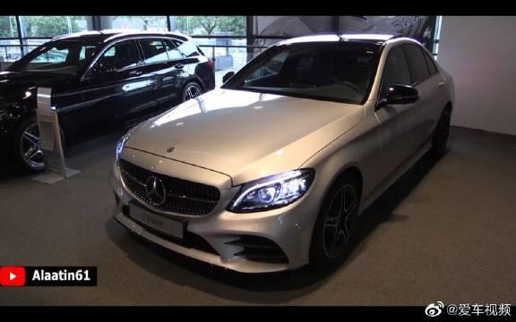 2019款奔驰C级外观、内饰、细节的全面展示。