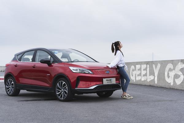 劳资杉杉 试驾帝豪GSe：长续航外，15万的GSe究竟怎么样？