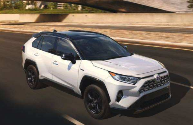 国产全新丰田RAV4来袭，颜值爆表迷倒众人