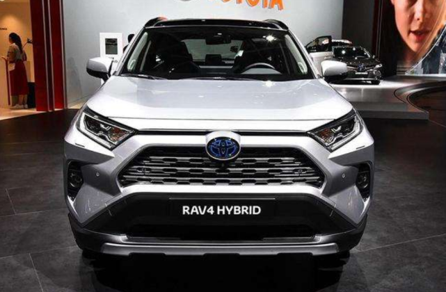 国产全新丰田RAV4来袭，颜值爆表迷倒众人