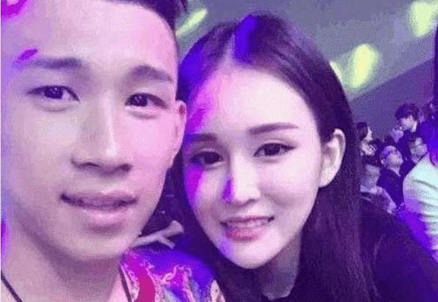 赵本山大女儿近照曝光，和小女儿球球简直不是一个世界的