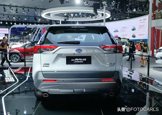 全新丰田RAV4荣放双擎2.5L实拍,21万起如何?