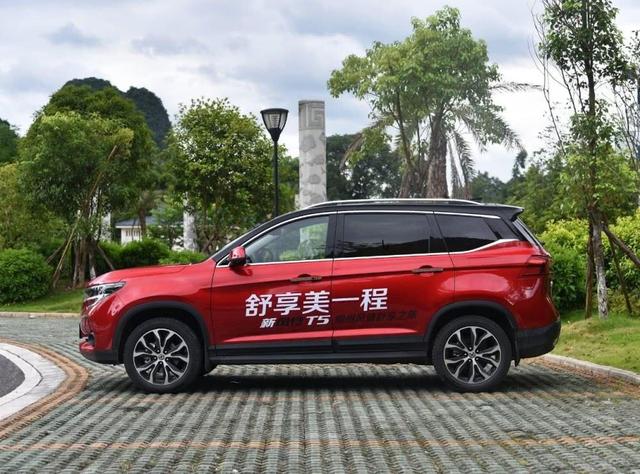 售价6.99万的这款SUV,除了空间大,还有什么卖点?