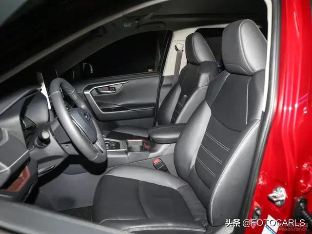 全新丰田RAV4荣放双擎2.5L实拍,21万起如何?