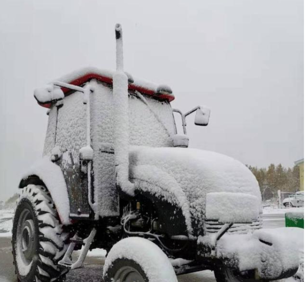 气温下降，漠河降雪，寒冬来临你的冬季胎要安排上了吗？