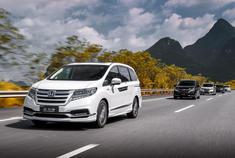 秋季畅游，如何才能惬意又环保？艾力绅锐·混动告诉你答案