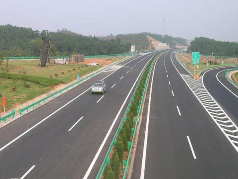 接力“广深”，又一城市取消摇号买车，车市的春天还远吗？