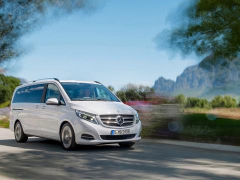 丰田埃尔法太贵，这3款MPV才适合家用，开出门还很有面