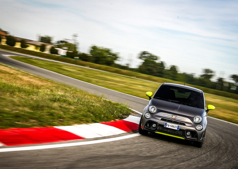 性能提升/赛道而生 2020款Abarth 595 Pista车型官图发布