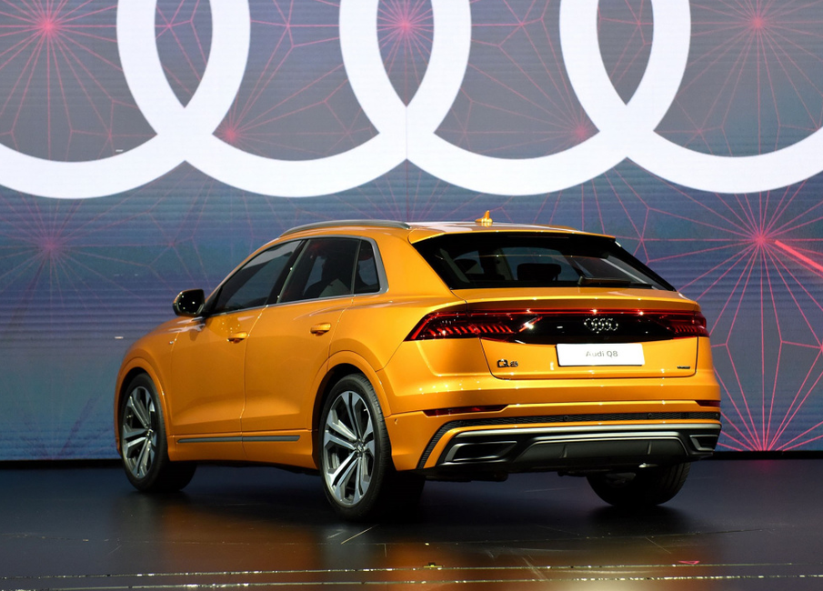 奥迪新旗舰型SUV,宝马X6、奔驰GLEcoupe新对手,奥迪Q8了解下