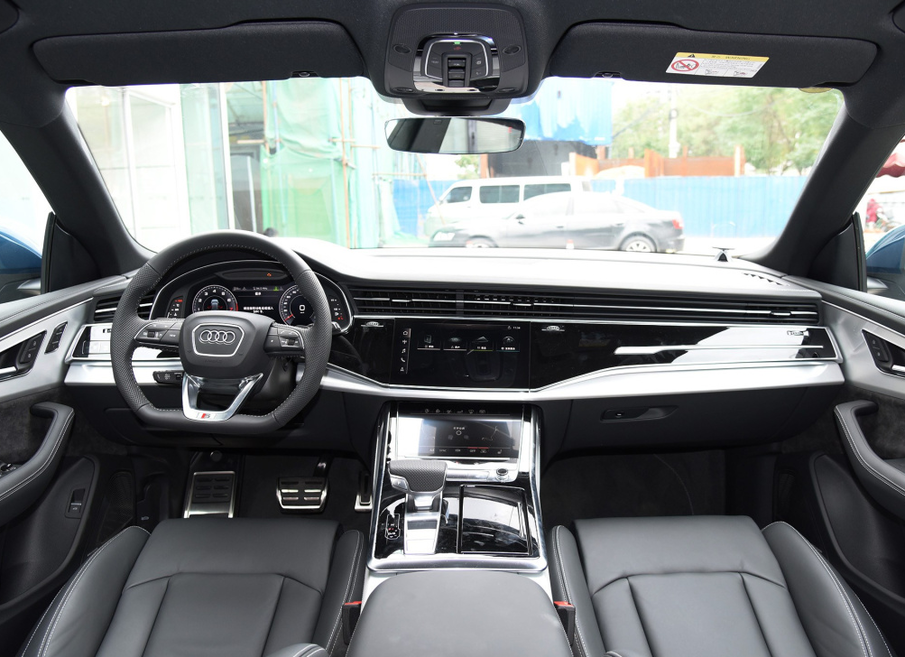 奥迪新旗舰型SUV,宝马X6、奔驰GLEcoupe新对手,奥迪Q8了解下
