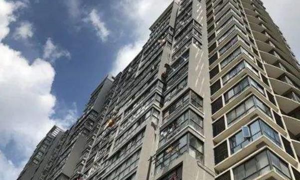 物业断电处罚业主高空抛物合法吗？律师：违反电力法