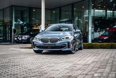 全新宝马1系国外到店了。 Auther:LAC-庆舍