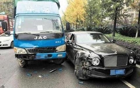 买车时，这4种车险最好都买上，尤其是新手车主！