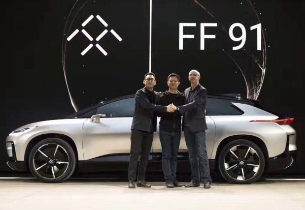 FF91量产车挂牌上路！黑科技看呆路人，贾跃亭的春天要来了？