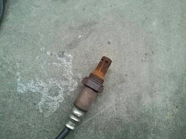 氧传感器是怎么影响油耗的?它坏了为什么油耗会升高?