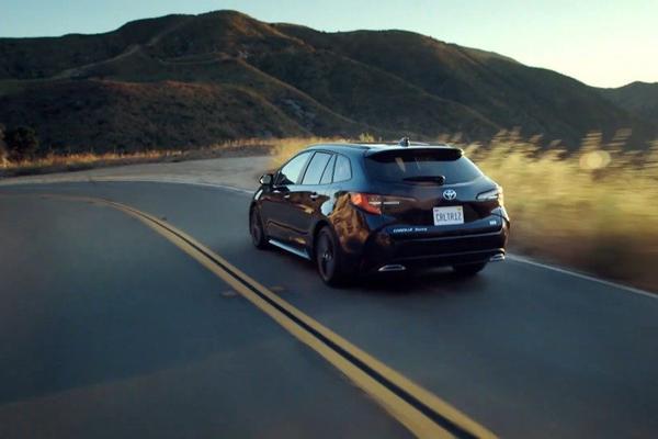 瓦罐迷们看过来！未引入国产的卡罗拉旅行是不是也挺香的