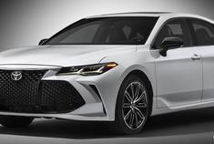 丰田亚洲龙2.0L版本即将上市，目前已经有经销商曝光了其配置