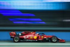 恭喜法拉利！F1新加坡站包揽冠亚军。（分辨率：5000）