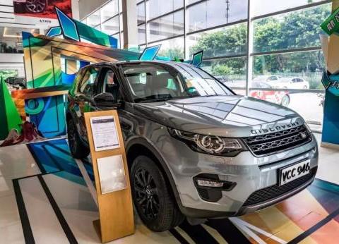 又一豪华SUV亲民，30多万直降12万，还有七座，网友:不买汉兰达