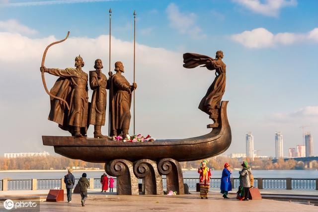 出国旅游别只会泰国，东欧这几个小国家也很实惠，风景大不一样