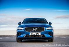 最香的来了 V60 T8 R-Design  Bursting Blue (沃尔沃英国)