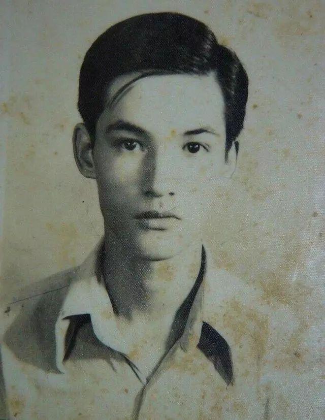 郭碧婷旧照惊艳网络，原来她有个混血帅爹