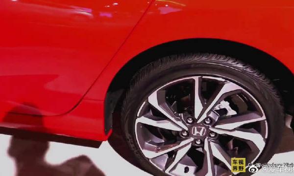 2019款本田思域旅行车，流线外观好看，内饰就比较大众了！