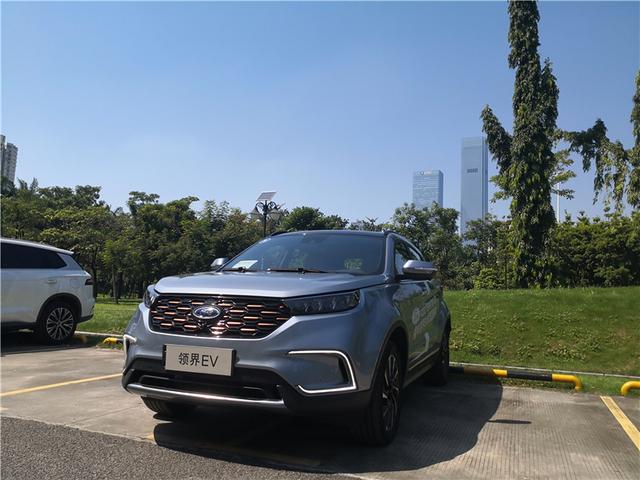 内饰、底盘是亮点,但是车机有待提高,深圳试驾领界EV