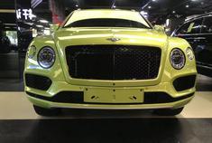 宾利添越！镭萤绿，独一台！有态度的颜色