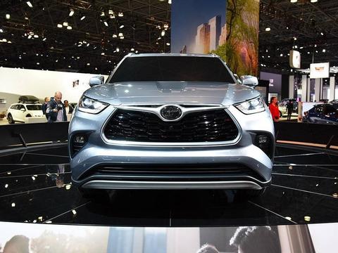 车长近5米，比途观L大气，标配5大主动安全系统，换代又得加价？