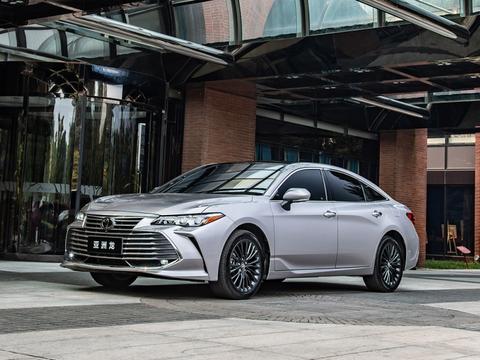 亚洲龙出2.0L，凯美瑞怕不怕？应该说整个B级车市场都怕！