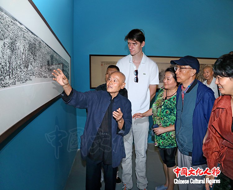 “水墨家园——李小可作品展”在上海开幕