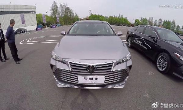 一汽丰田亚洲龙，第一视角体验，超有感觉