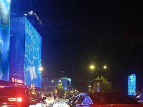 西安私家车存量猛增，估计不久也会摇号挂牌，还没车的有想法吗