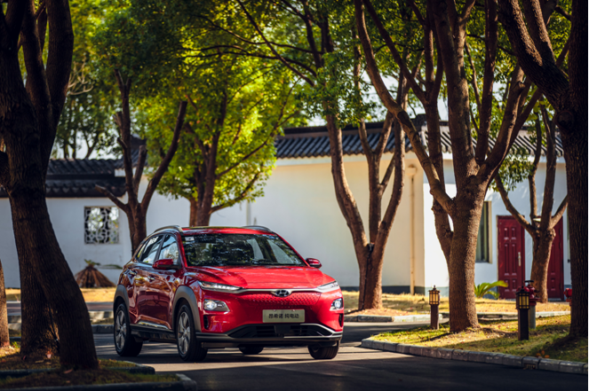 实力续航引领科技昂希诺纯电动“倾城”之旅