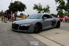 新小牛&奥迪R8，有多少人喜欢R8的给个赞！