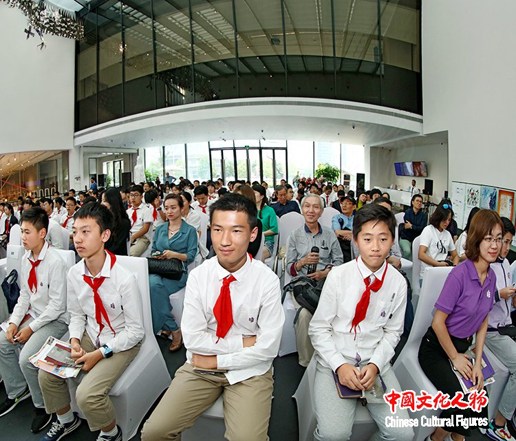 “走进水墨家园:我们眼中的李小可”展览学术讲座在上海成功举办