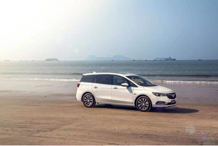 谁说15万以下没有好的奶爸车?这几款总有一辆对你胃口