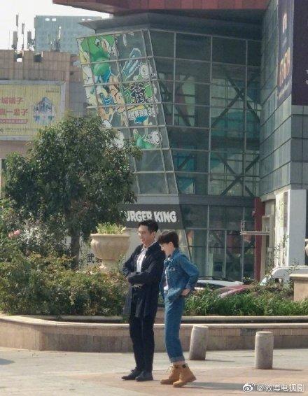 张若昀和焦俊艳新剧正在火热开拍，网友：现男友有上场吗？