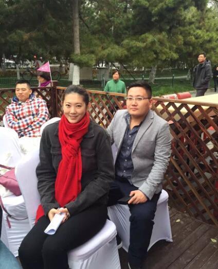 她是排球女神，曾被刘翔追求，如今离婚后开花店度日