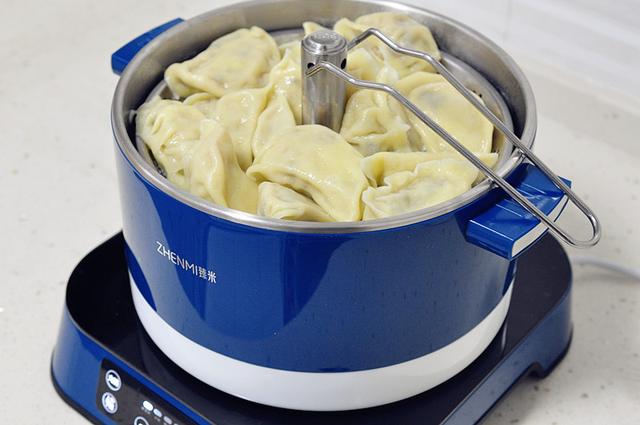 丝瓜的镇店吃法，一咬一口软嫩清香多汁，比三鲜饺子还好吃