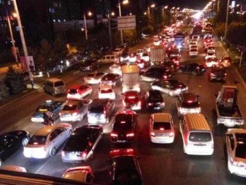 一二线城市取消限购限牌？消费者：说真的，更不敢买车了